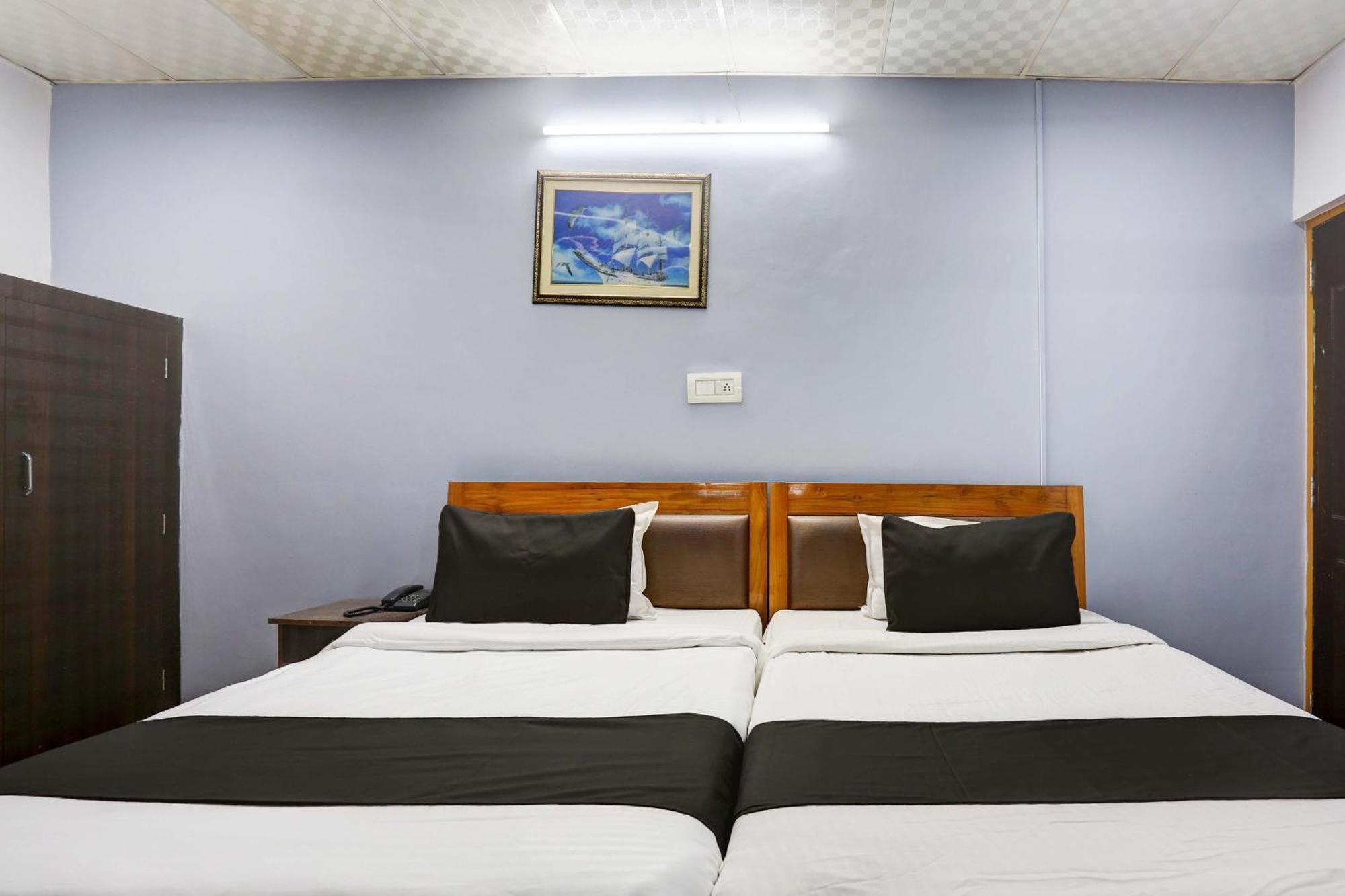 Collection O Hotel Moon Light Lucknow Eksteriør billede