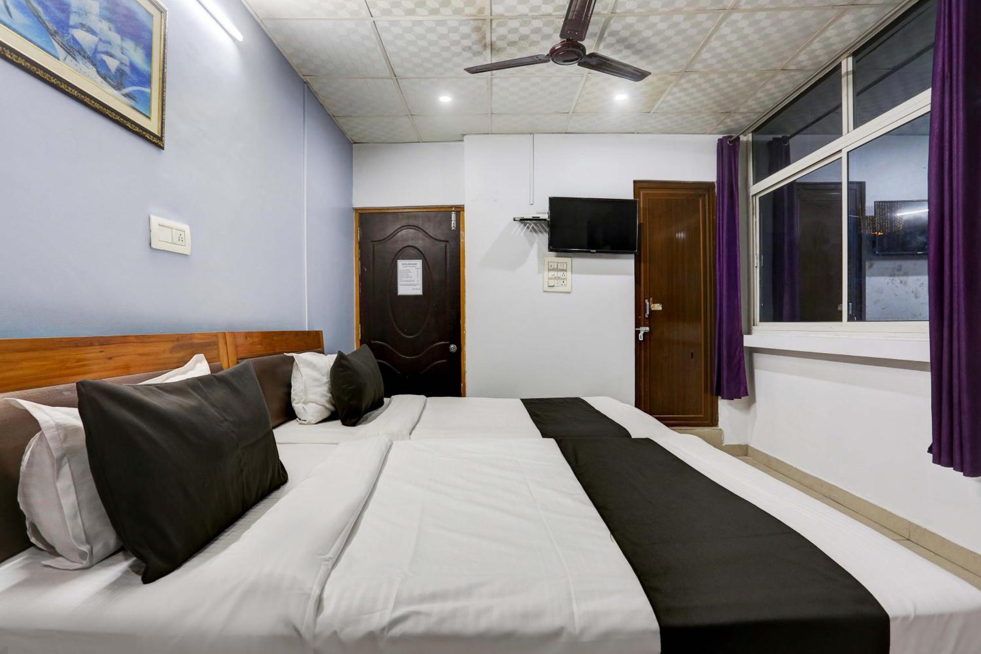 Collection O Hotel Moon Light Lucknow Eksteriør billede